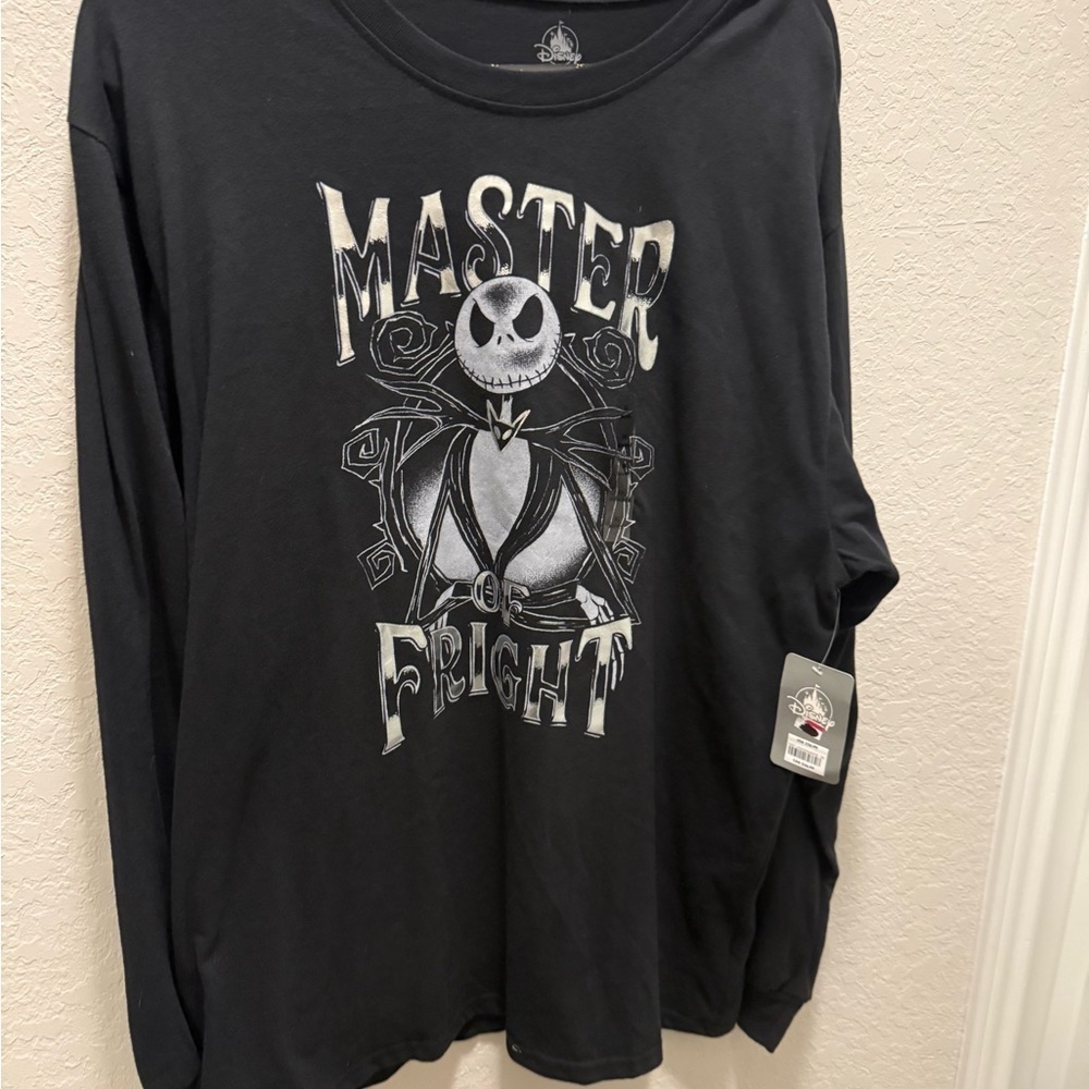 Disney Black Long Sleeve Tee with Gothic Jack Skellington Design size XL - Picture 2 of 7